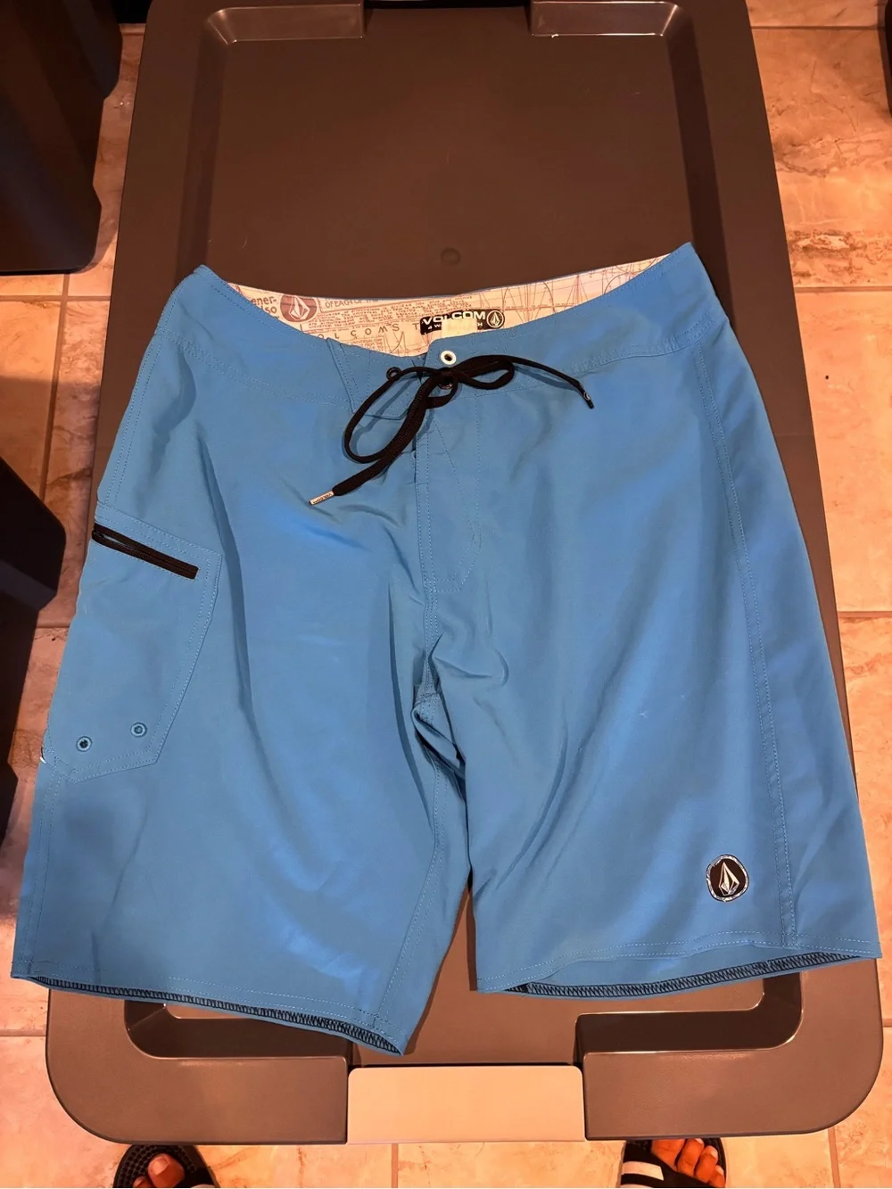 Volcom Men’s Light Blue Board Shorts with Black Drawstring